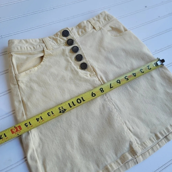 Copper Key Light Yellow Mini Skirt Super Stretchy Jeans Buttons Juniors sz 3 - Picture 2 of 10